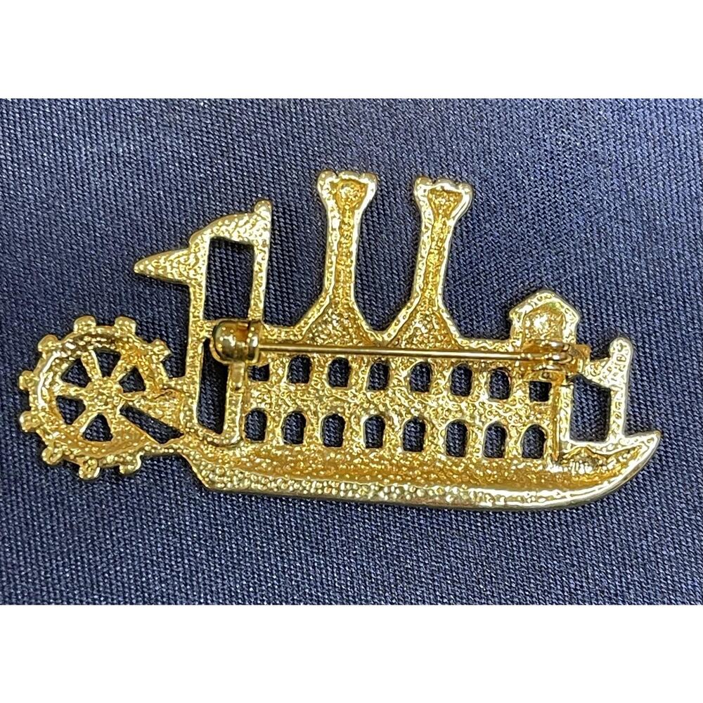 NWOT Gold Toned Steamboat Brooch Lapel Pin Clear Crystal Rhinestone - Picture 2 of 3